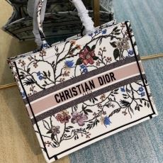 Christian Dior Shopping Bags